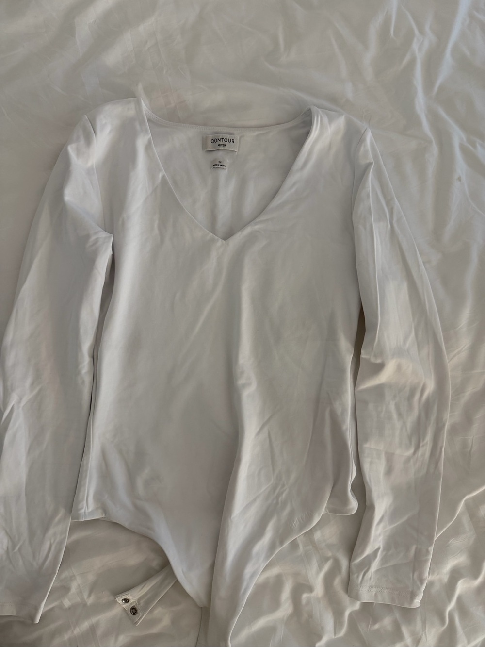 Aritzia White V-Neck Long Sleeve bodysuit